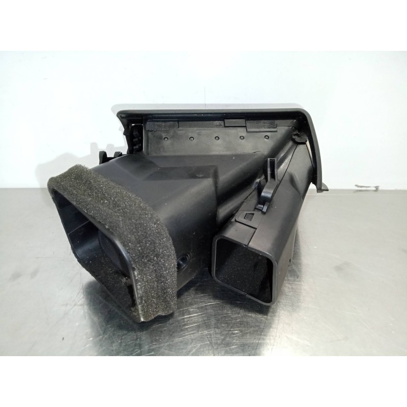 Recambio de rejilla aireadora para bmw serie 3 berlina (e46) 325xi referencia OEM IAM 64228361897  