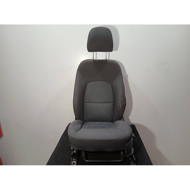 Recambio de asiento delantero izquierdo para kia rio 1.2 cat referencia OEM IAM   