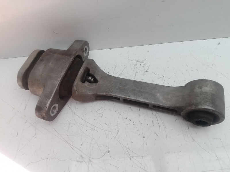 Recambio de soporte motor trasero para hyundai ix35 1.7 crdi cat referencia OEM IAM 219572S000  