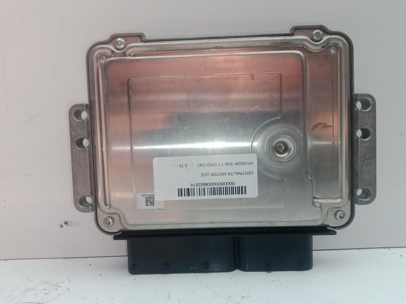 Recambio de centralita motor uce para hyundai ix35 1.7 crdi cat referencia OEM IAM 0281019639-391202A001 BOSCH 