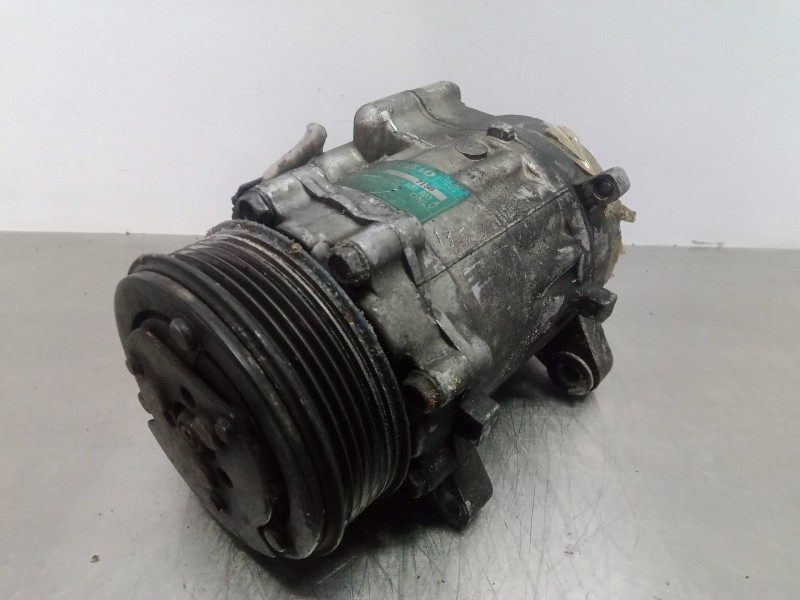 Recambio de compresor aire acondicionado para volkswagen polo berlina (6n1) 1.4 referencia OEM IAM 7158-6N0820803A SANDEN SD7B10