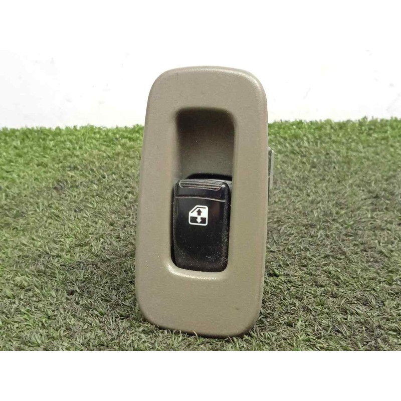 Recambio de mando elevalunas trasero izquierdo para chevrolet nubira berlina 2.0 diesel cat referencia OEM IAM 621W04790 DECO 6.