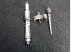 Recambio de inyector para renault ( truck ) 420.18t 4x2 11116 c.c dci referencia OEM IAM 112140102  