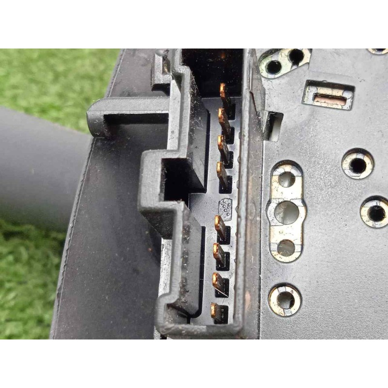 Recambio de mando luces para fiat punto berlina (176) 1.2 cat referencia OEM IAM 183160560  