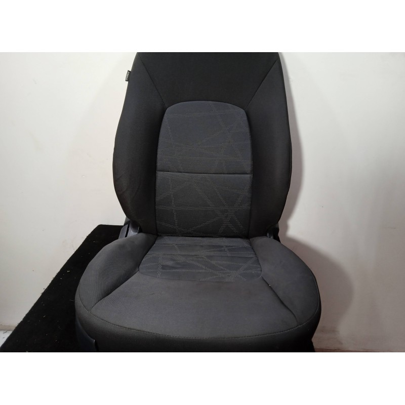 Recambio de asiento delantero derecho para kia rio 1.2 cat referencia OEM IAM   