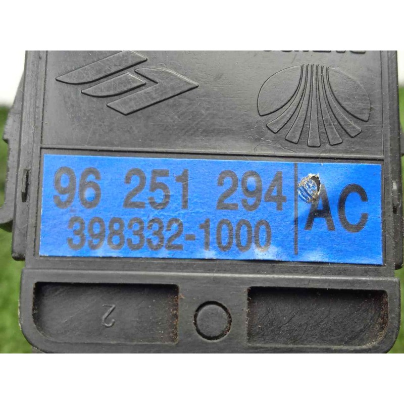 Recambio de mando limpia para daewoo nubira wagon referencia OEM IAM 96251294 LIMPIA TRASERO 9.PIN