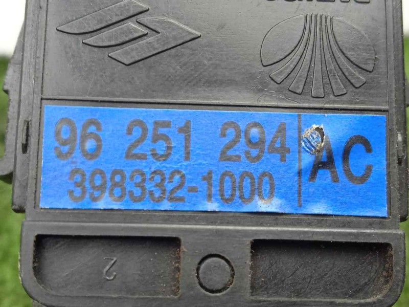 Recambio de mando limpia para daewoo nubira wagon referencia OEM IAM 96251294 LIMPIA TRASERO 9.PIN