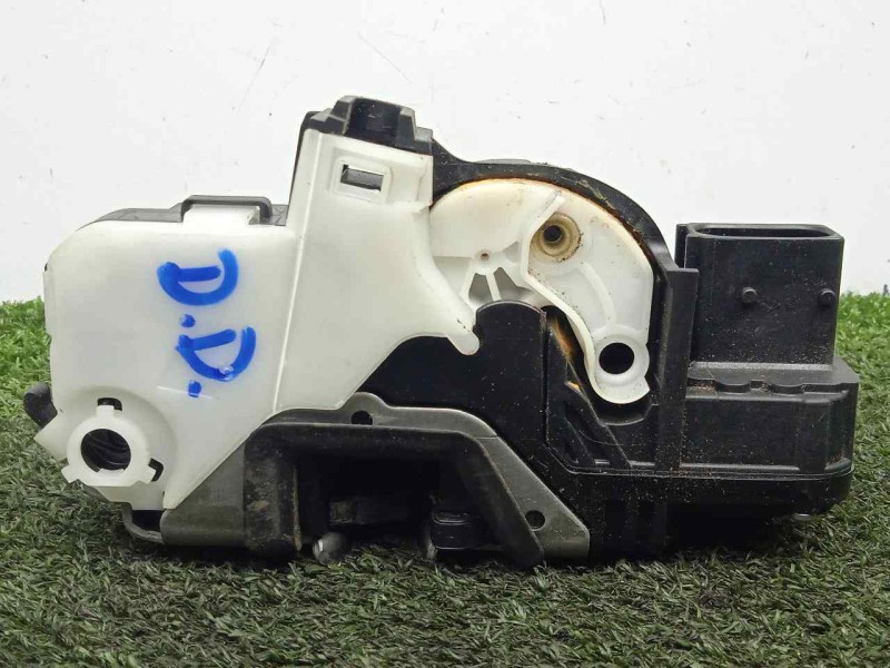 Recambio de cerradura puerta delantera derecha para chevrolet cruze 1.6 cat referencia OEM IAM 13503150 5.PINES 