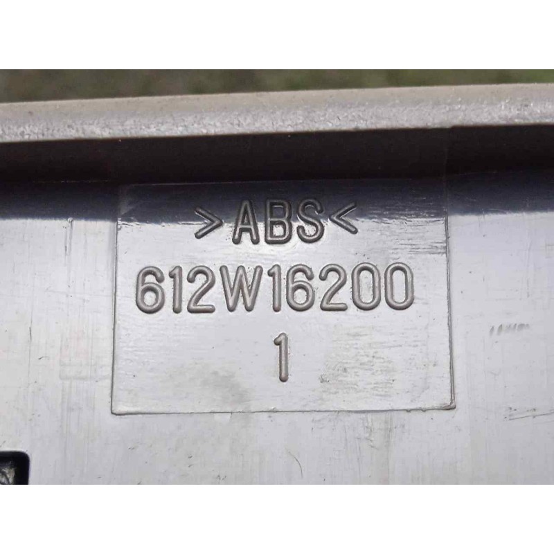 Recambio de mando elevalunas trasero derecho para chevrolet nubira berlina 2.0 diesel cat referencia OEM IAM 621W04790 DECO 6.PI