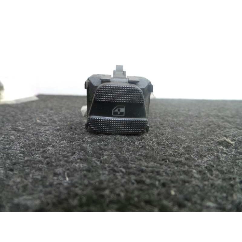 Recambio de mando elevalunas delantero derecho para volkswagen golf iii berlina (1h1) 2.0 16v referencia OEM IAM   5 PINES
