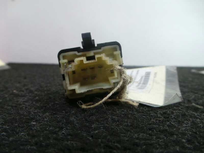 Recambio de mando elevalunas delantero derecho para volkswagen golf iii berlina (1h1) 2.0 16v referencia OEM IAM   5 PINES