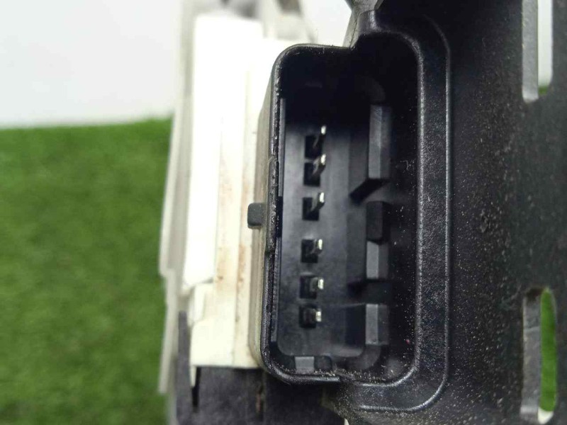 Recambio de cerradura puerta delantera izquierda para peugeot 308 sw referencia OEM IAM  5.PUERTAS 6.PINES