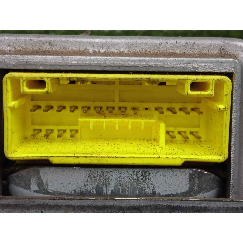 Recambio de centralita airbag para mitsubishi galloper (hyundai) 2.5 td cat referencia OEM IAM MR268157-1523002471  