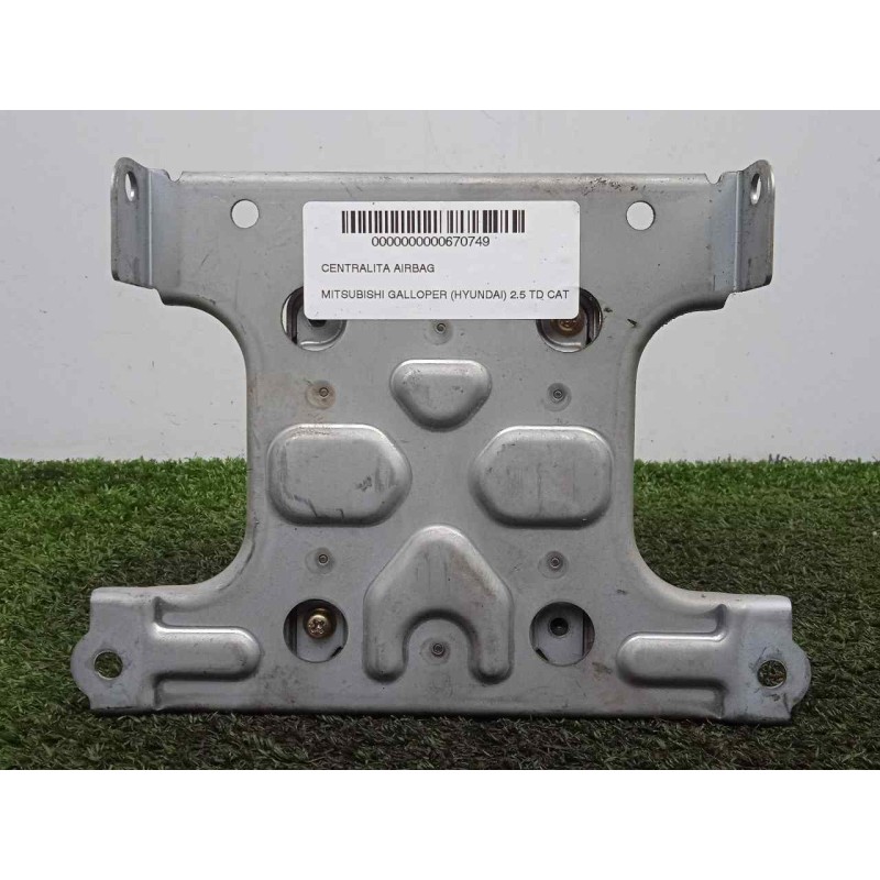 Recambio de centralita airbag para mitsubishi galloper (hyundai) 2.5 td cat referencia OEM IAM MR268157-1523002471  