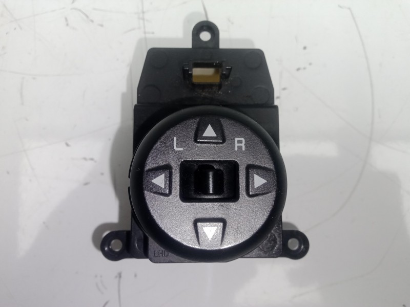 Recambio de mando retrovisor para kia rio 1.2 cat referencia OEM IAM 935301W001  