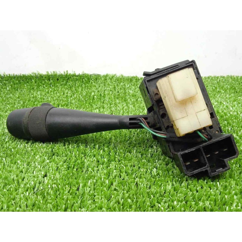 Recambio de mando limpia para nissan serena (c23m) 1.6 cat referencia OEM IAM   