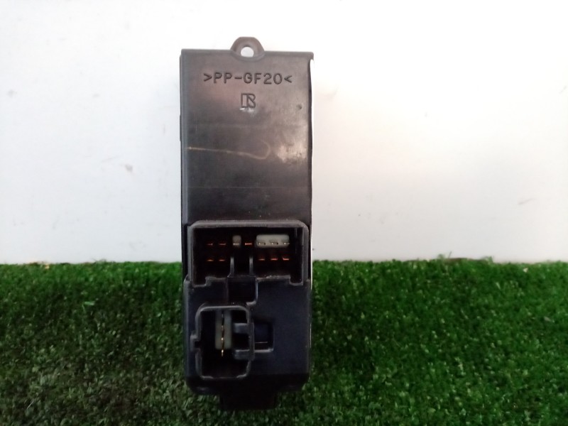 Recambio de mando elevalunas delantero izquierdo para mazda 6 berlina (gg) 2.0 diesel cat referencia OEM IAM  4.BOTONES 