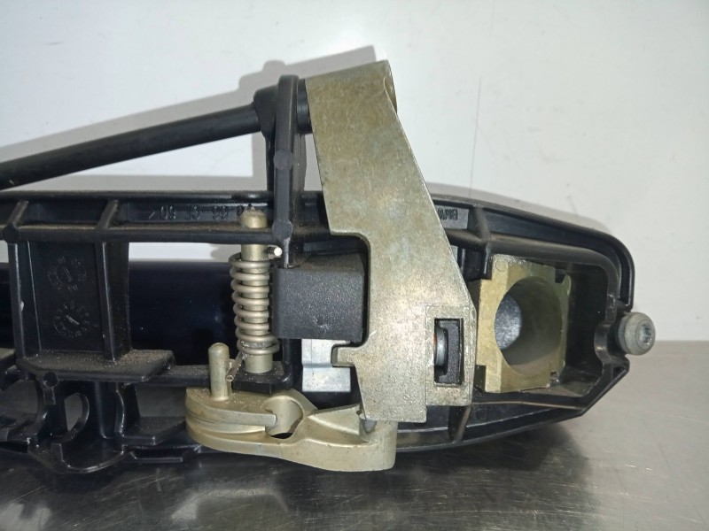 Recambio de maneta exterior trasera derecha para bmw serie 3 berlina (e46) 325xi referencia OEM IAM 51218253454  