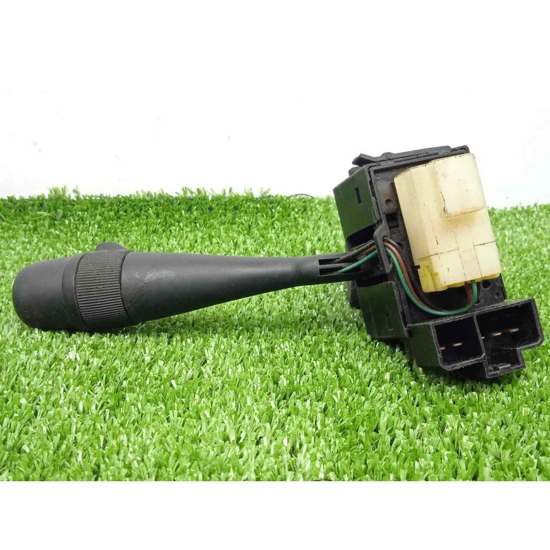 Recambio de mando limpia para nissan serena (c23m) 1.6 cat referencia OEM IAM   