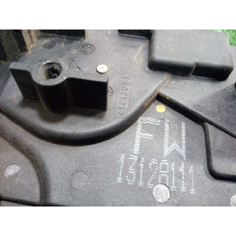 Recambio de cerradura puerta delantera izquierda para opel astra h berlina 1.6 16v referencia OEM IAM 13128111-FW ASTRA.H 