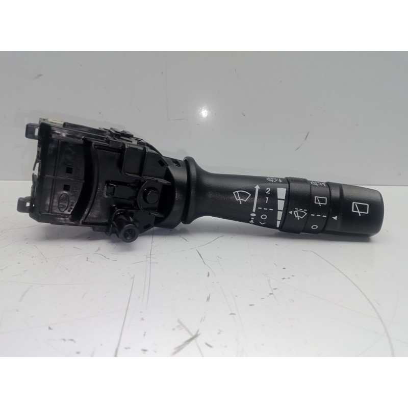 Recambio de mando limpia para kia rio 1.2 cat referencia OEM IAM 202008910-202008908  