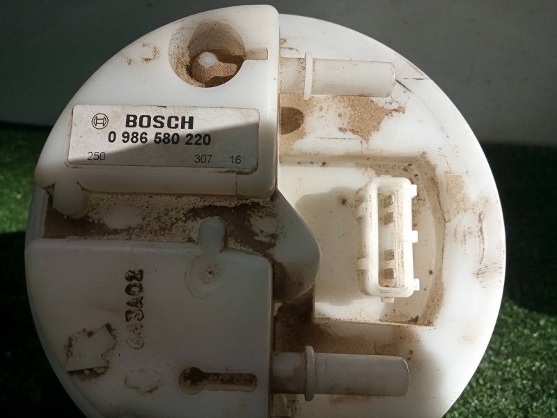 Recambio de aforador para citroën xsara berlina 1.4 referencia OEM IAM 0986580220 BOSCH 4.PINES