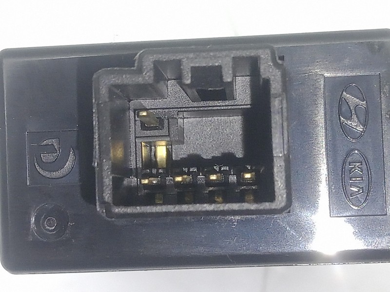 Recambio de regulador faros para kia rio 1.2 cat referencia OEM IAM 751U00080-211000245  