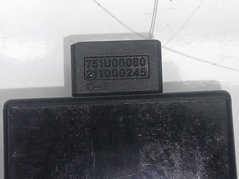 Recambio de regulador faros para kia rio 1.2 cat referencia OEM IAM 751U00080-211000245  