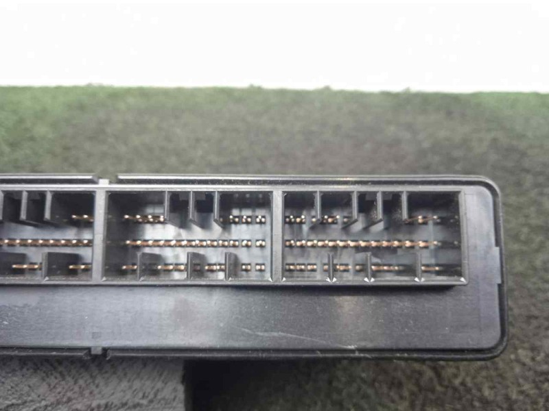 Recambio de modulo electronico para subaru forester s12 2.0 diesel cat referencia OEM IAM 88281SC230  