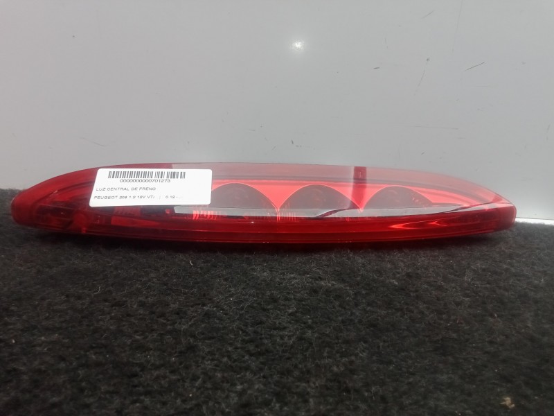 Recambio de luz central de freno para peugeot 208 1.2 12v vti referencia OEM IAM 9674309080  