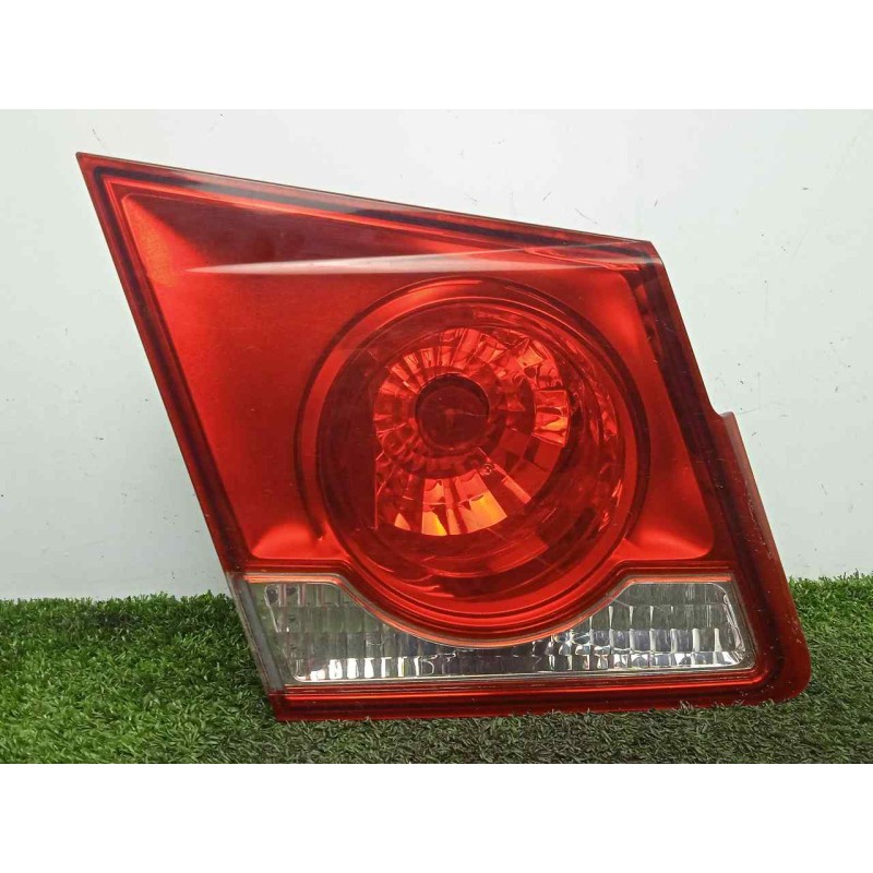 Recambio de piloto trasero izquierdo interior para chevrolet cruze 1.6 cat referencia OEM IAM 96830489 4.PUERTAS INTERIOR