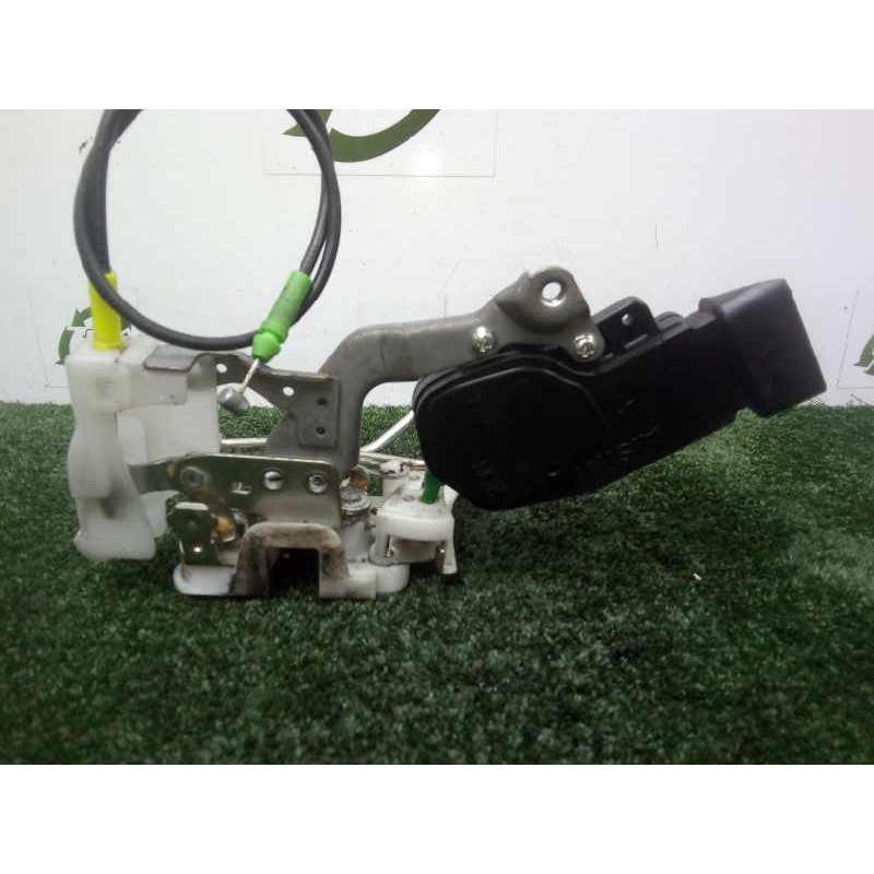 Recambio de cerradura puerta delantera izquierda para toyota aygo (kgb/wnb) 1.0 cat referencia OEM IAM SINREFERENCIA 5.PINES 