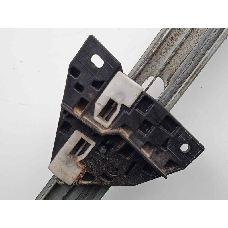 Recambio de elevalunas delantero izquierdo para mazda 6 berlina (gg) 2.0 diesel cat referencia OEM IAM  ELECTRICO SIN.MOTOR