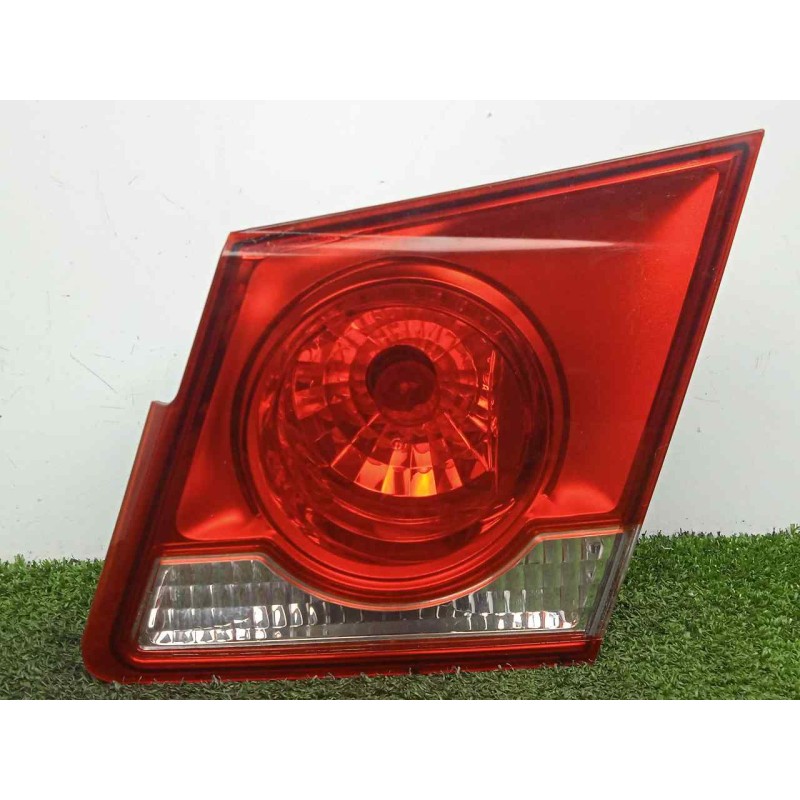 Recambio de piloto trasero derecho interior para chevrolet cruze 1.6 cat referencia OEM IAM 96830495 4.PUERTAS INTERIOR