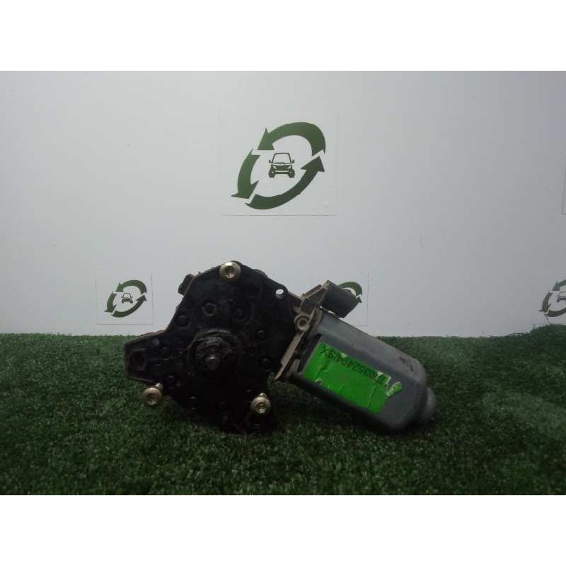 Recambio de motor elevalunas delantero izquierdo para nissan interstar (x70) 2.5 dci diesel cat referencia OEM IAM 7700352494SX 
