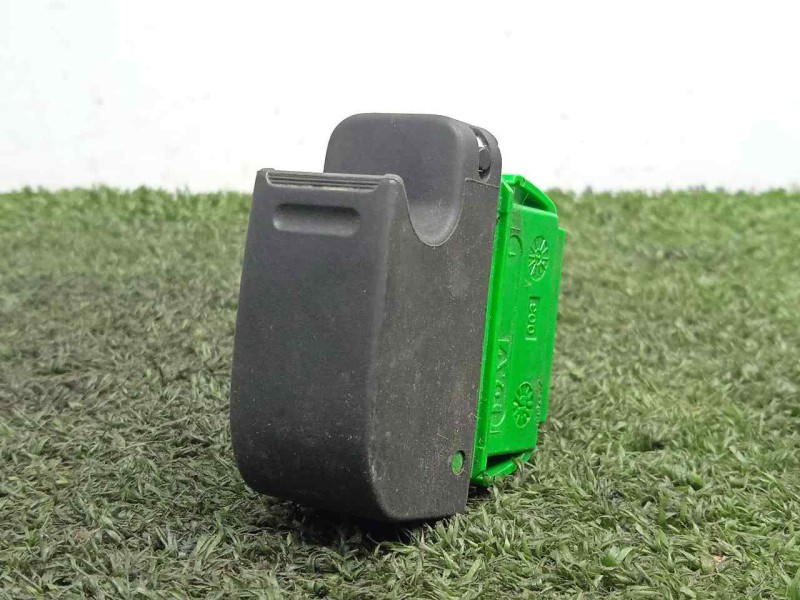 Recambio de mando elevalunas delantero izquierdo para toyota aygo (kgb/wnb) 1.0 cat referencia OEM IAM 846100H010A 1.BOTON 4.PIN