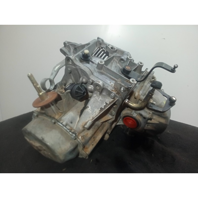 Recambio de caja cambios para citroën berlingo 1.9 diesel referencia OEM IAM 20TA74 5.VELOCIDADES MANUAL
