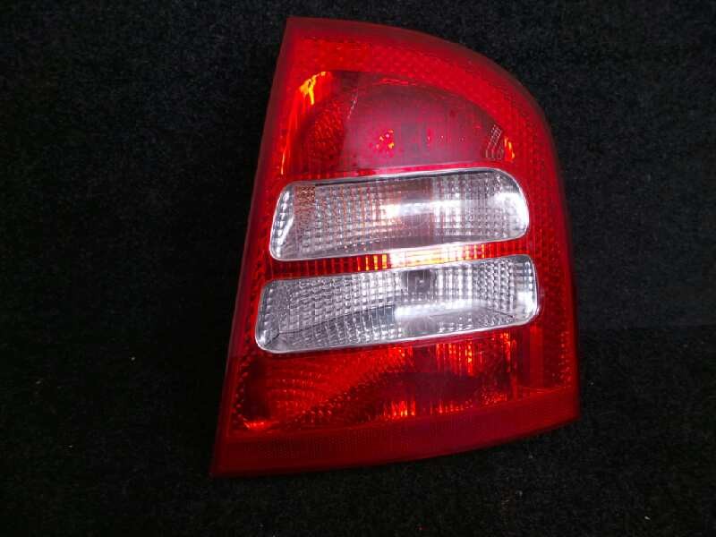 Recambio de piloto trasero derecho para skoda octavia berlina (1u2) 1.9 tdi referencia OEM IAM  00-04 