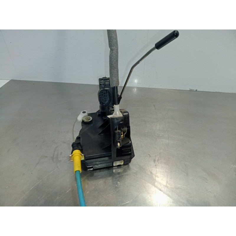 Recambio de cerradura puerta trasera derecha para bmw serie 3 berlina (e46) 325xi referencia OEM IAM NOTIENEREFERENCIA ELECTRICA