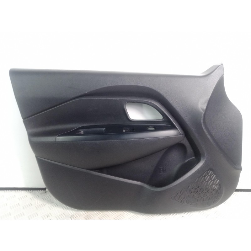 Recambio de guarnecido puerta delantera izquierda para kia rio 1.2 cat referencia OEM IAM 823101W010  