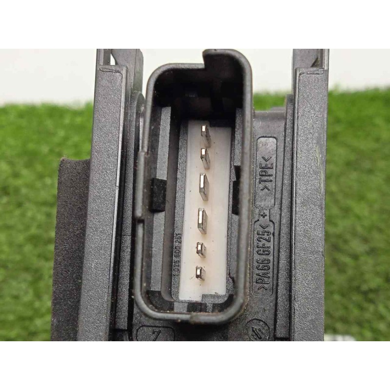 Recambio de motor elevalunas delantero derecho para peugeot 308 sw referencia OEM IAM 9657247580-0130822369  