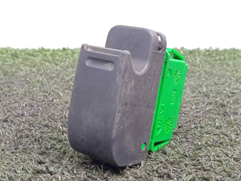 Recambio de mando elevalunas delantero derecho para toyota aygo (kgb/wnb) 1.0 cat referencia OEM IAM 846100H010A 4.PINES 