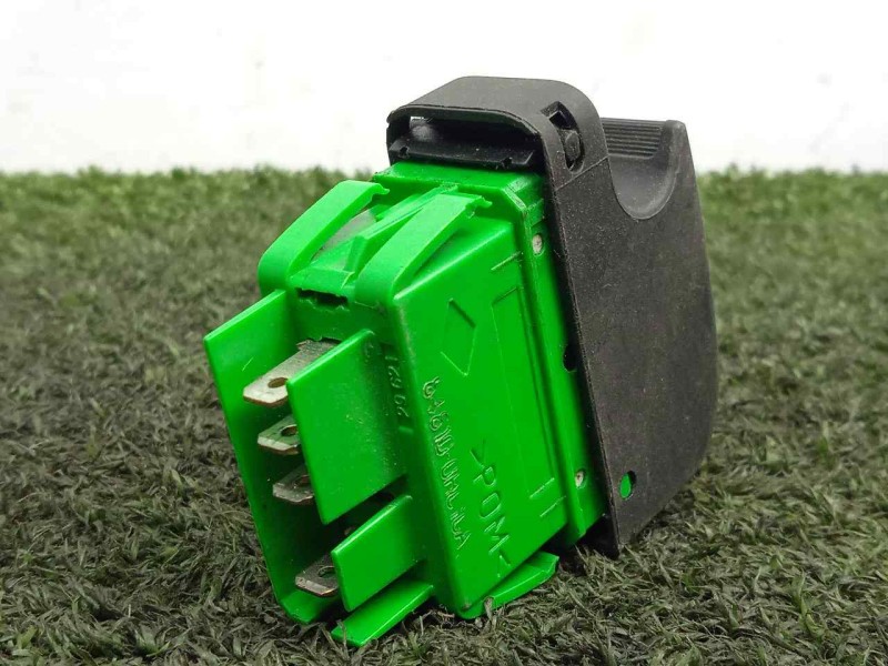 Recambio de mando elevalunas delantero derecho para toyota aygo (kgb/wnb) 1.0 cat referencia OEM IAM 846100H010A 4.PINES 