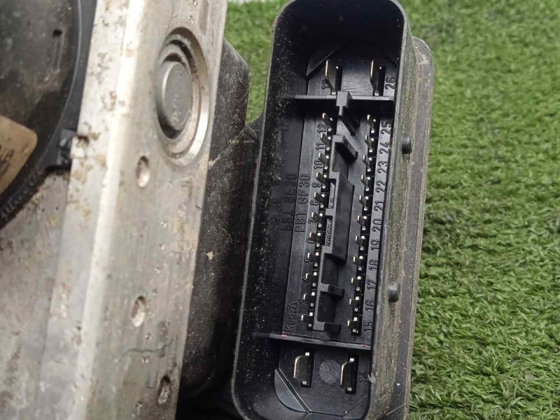 Recambio de abs para seat leon (1p1) 1.9 tdi referencia OEM IAM 1K0907379AQ-10097003233-1K0614177AJ-10020701614 BOSCH 