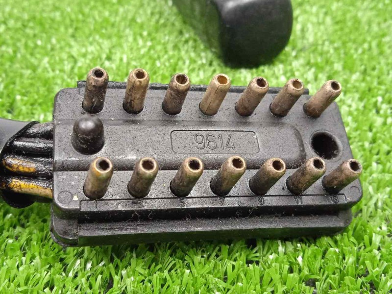 Recambio de mando limpia para mercedes-benz 200-300 (w123) 2.3 referencia OEM IAM   