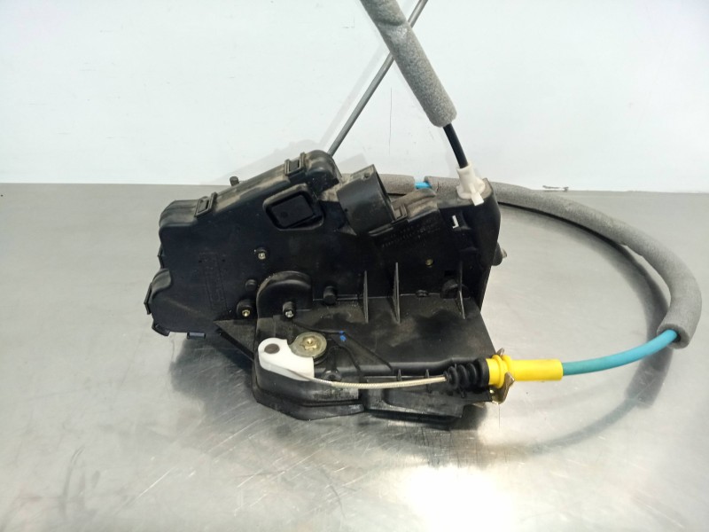 Recambio de cerradura puerta trasera derecha para bmw serie 3 berlina (e46) 325xi referencia OEM IAM NOTIENEREFERENCIA ELECTRICA
