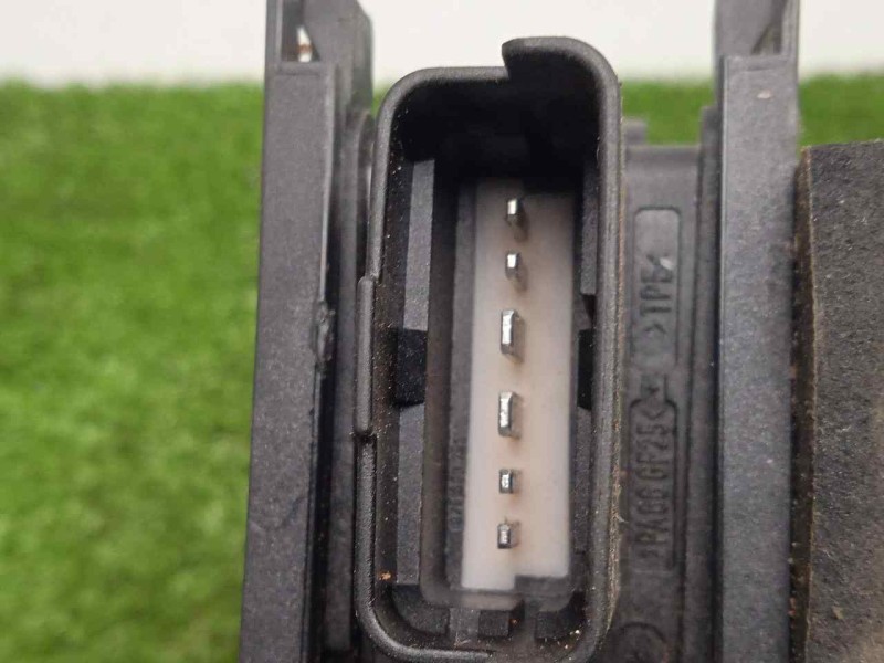 Recambio de motor elevalunas trasero derecho para peugeot 308 sw referencia OEM IAM 9680617480-0130822448  