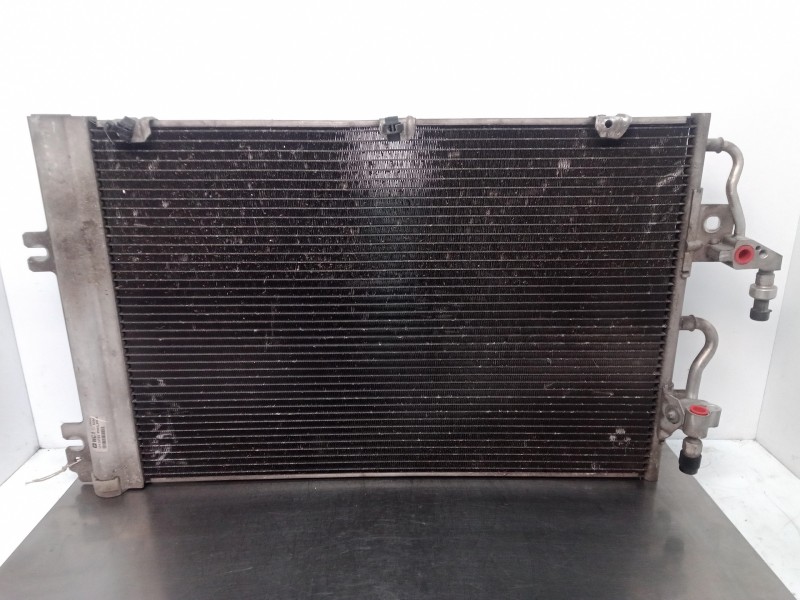Recambio de condensador / radiador aire acondicionado para opel astra h berlina 1.6 16v referencia OEM IAM 13129192-2564C-5294 A