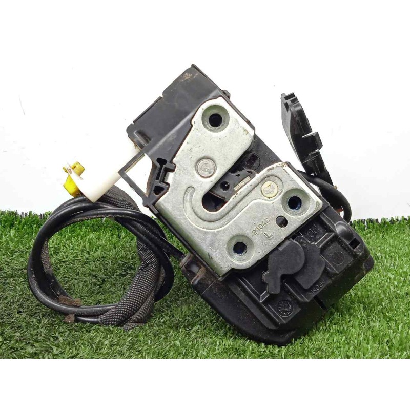 Recambio de cerradura puerta delantera izquierda para nissan micra (k12e) 1.2 cat referencia OEM IAM  3.PINES 