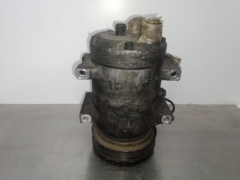 Recambio de compresor aire acondicionado para audi a6 avant (c4) 2.5 tdi cat (ael) referencia OEM IAM 4A0260805AD-565J690692-506